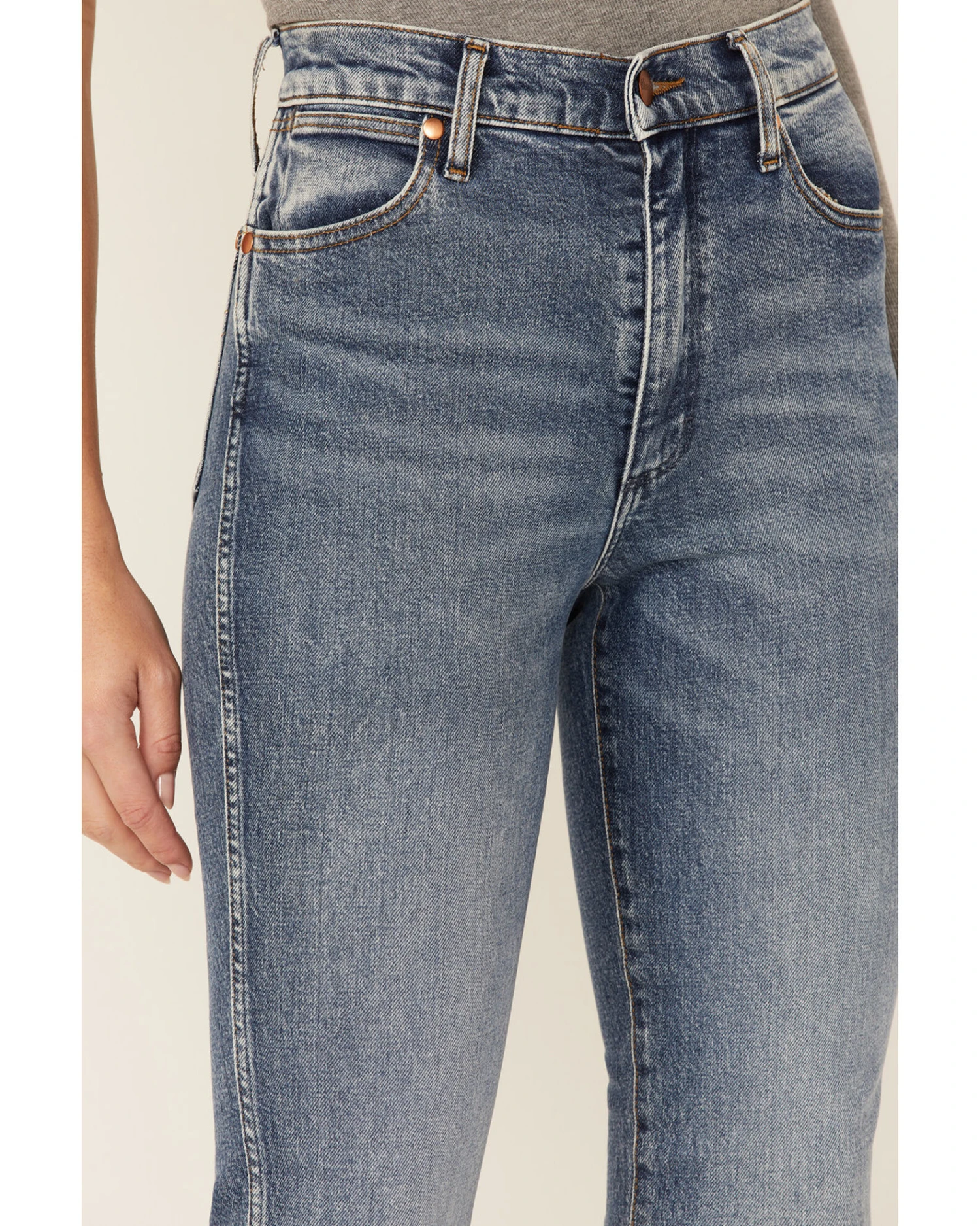 Wrangler Women's High Rise 626 Westward Dark Bootcut Jeans 4 Wrangler Women's High Rise 626 Westward Dark Bootcut Jeans - Image 2