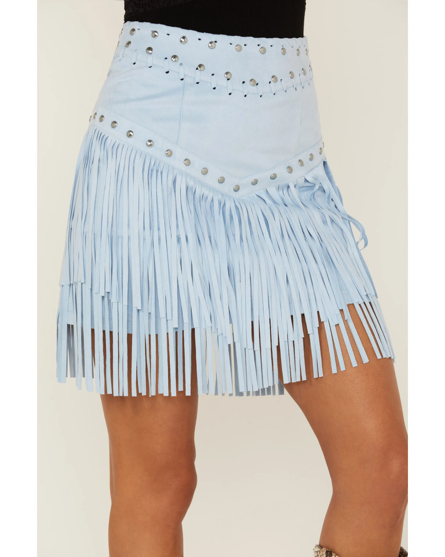 Idyllwind Women's Maxwell Ave Tiered Faux Suede Mini Skirt 4 Idyllwind Women's Maxwell Ave Tiered Faux Suede Mini Skirt - Image 2