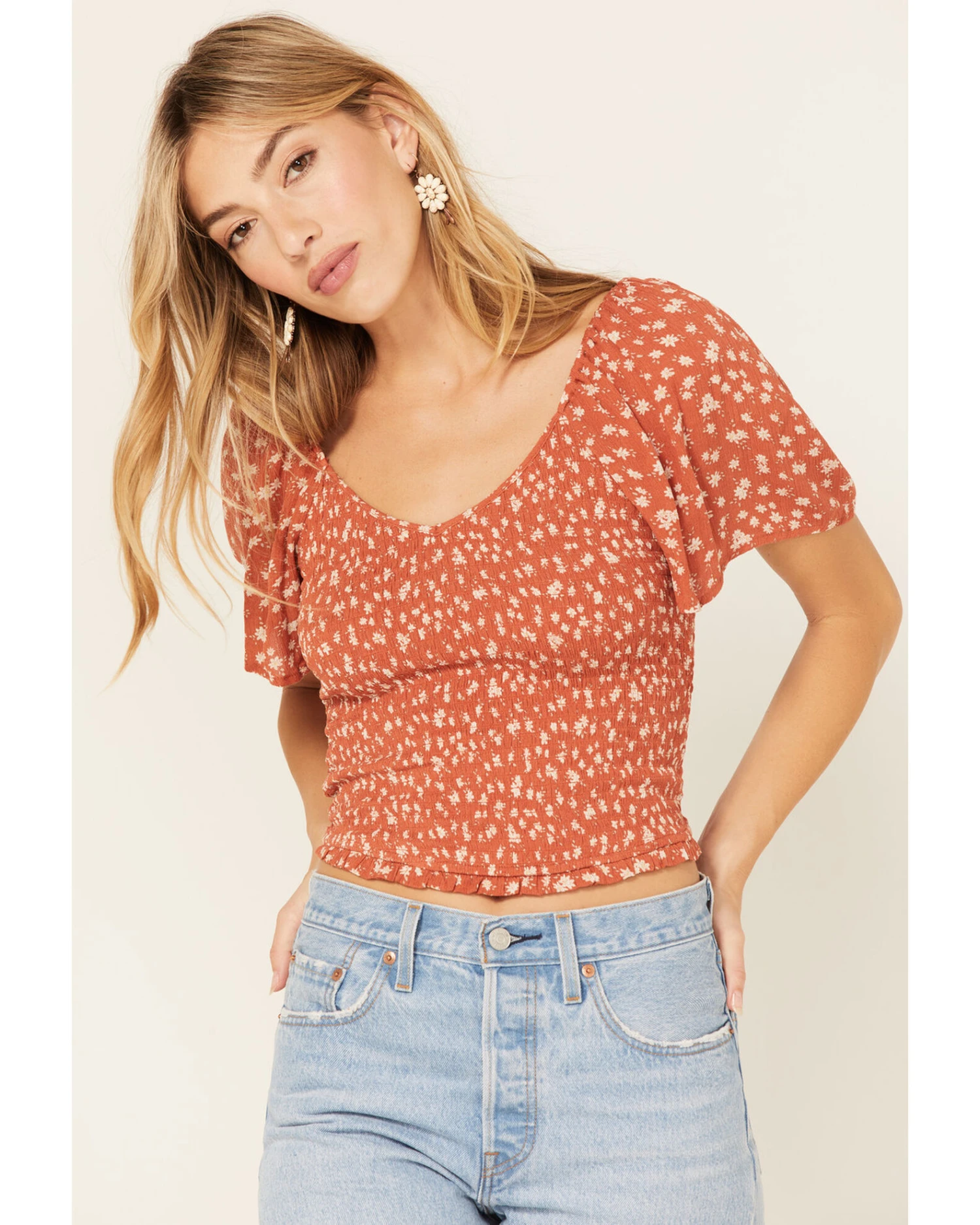 Beyond The Radar Women's Floral Print Smocked Top 4 Beyond The Radar Women's Floral Print Smocked Top - Image 2