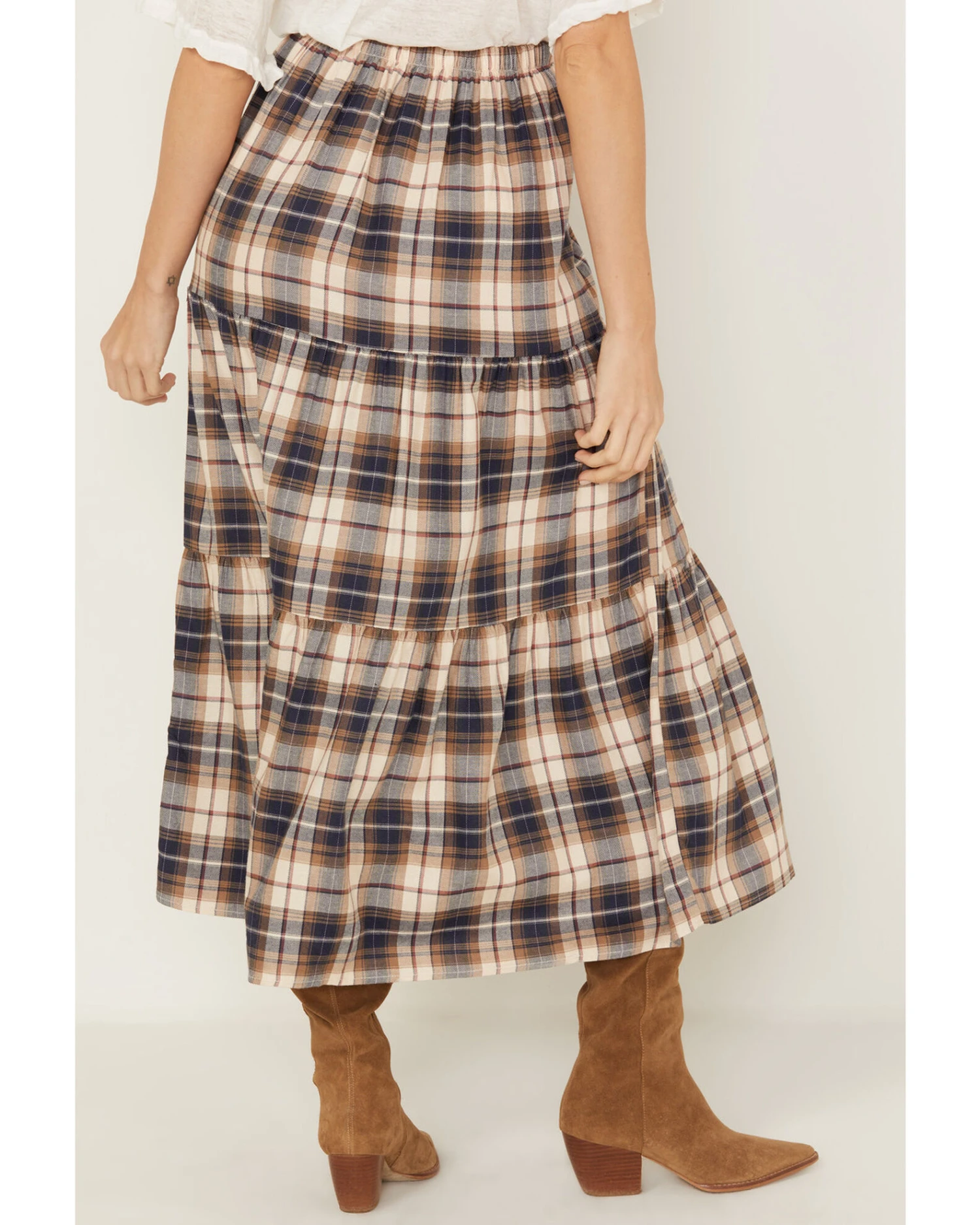 Cleo + Wolf Women's Plaid Print Button Front Midi Skirt 6 Cleo + Wolf Women's Plaid Print Button Front Midi Skirt - Image 4