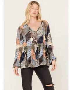 Cleo + Wolf Women's Dobbie Patchwork Top