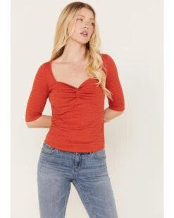 Idyllwind Women's Carson Twist Front Top