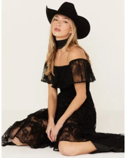 Shyanne Women's Off-Shoulder Tiered Lace Dress