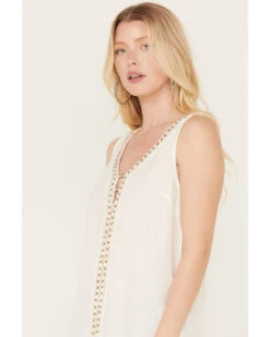 Idyllwind Women's Camellia Sleeveless Top 8 Idyllwind Women's Camellia Sleeveless Top -Ladies Western Cowboy 2000386685 103 P3